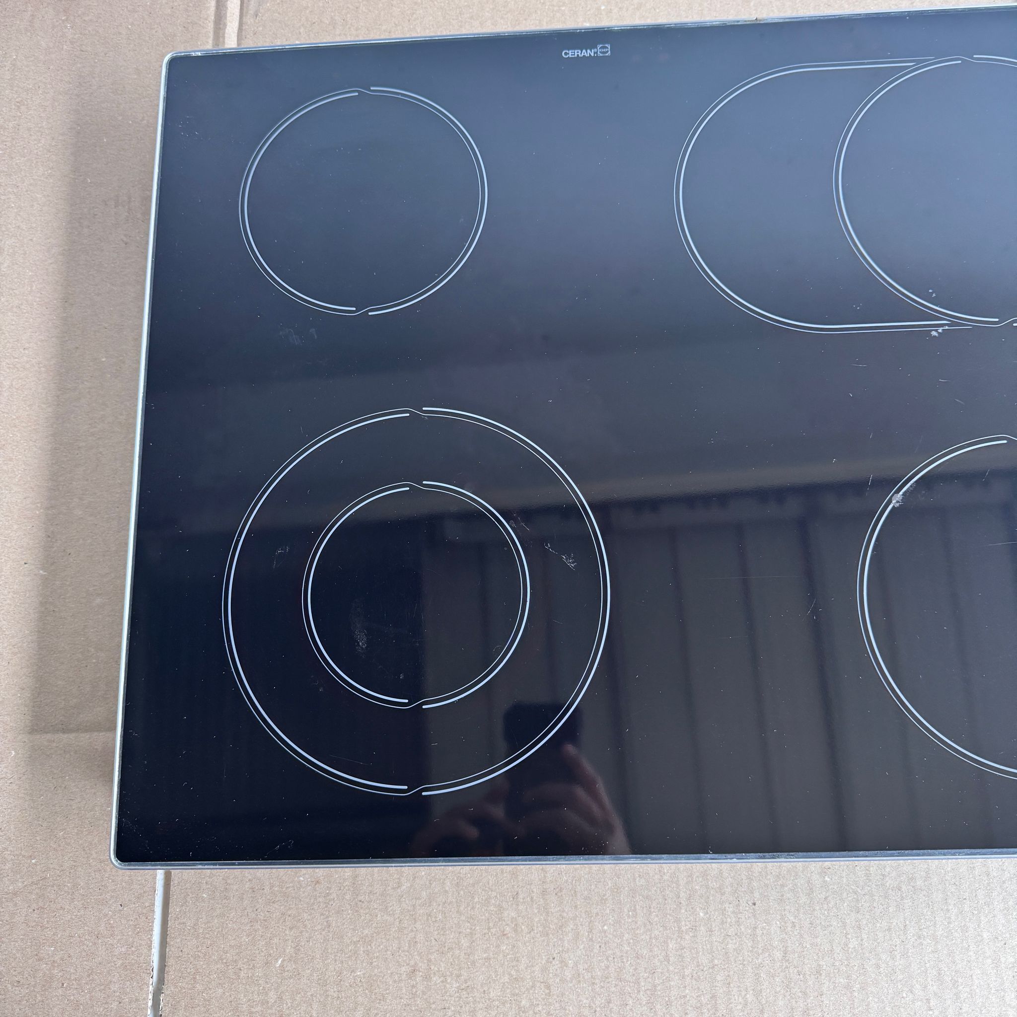 Miele 30 Inch Self-Contained Ceran Glass Electric Cooktop Miele 30 Inch Self-Contained Ceran Glass Electric Cooktop